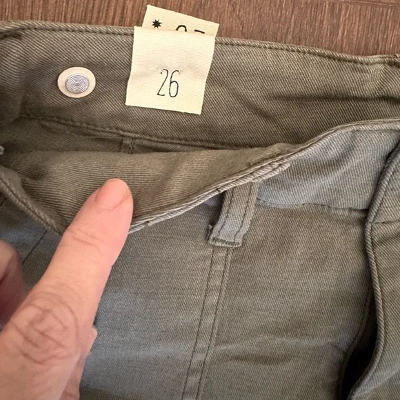 Women’s Olive Green Gracell Pants size 26 waist - Picture 5 of 5